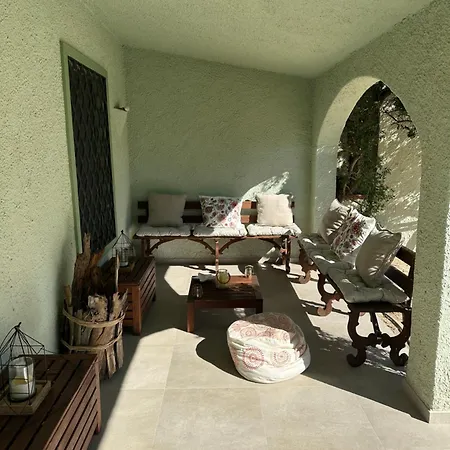 Lea Villa *